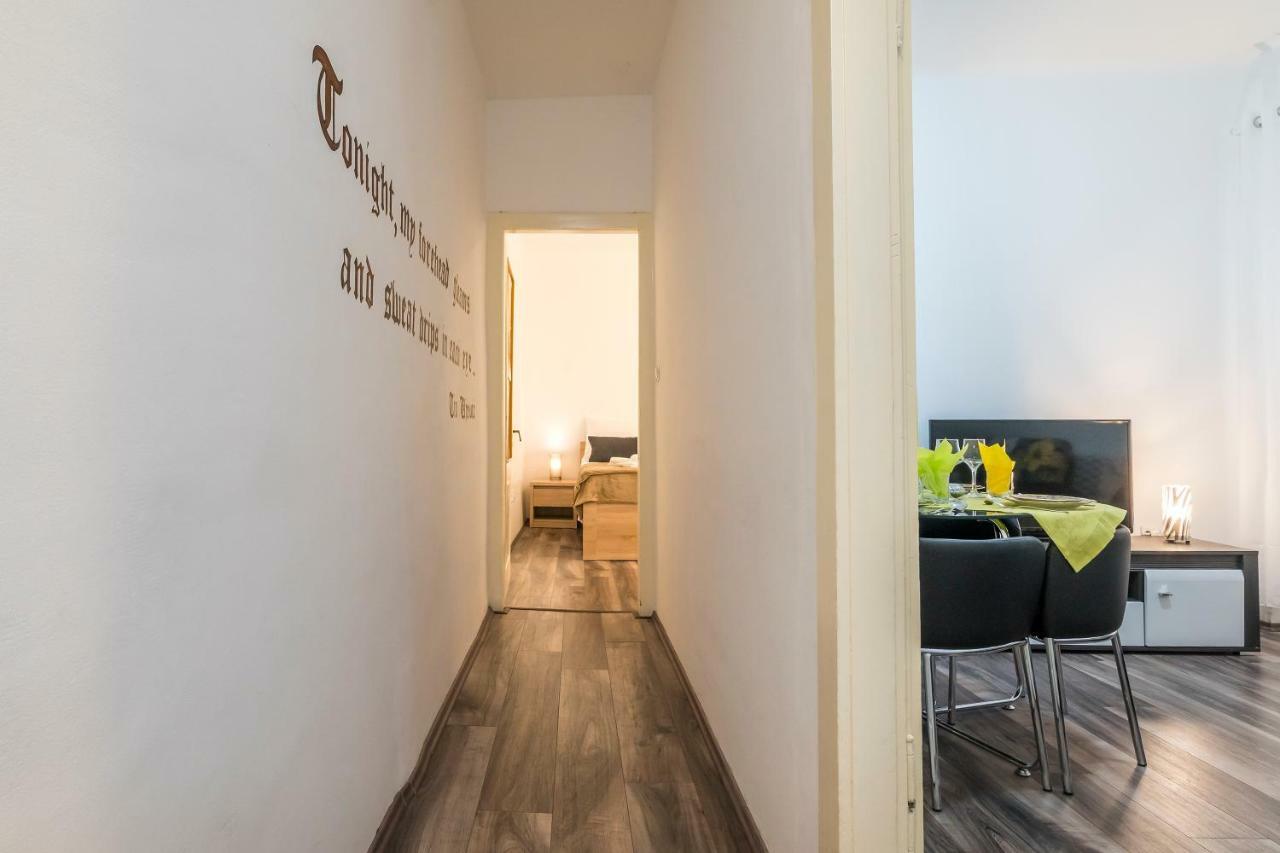 Rooftop City View Apartment In The Palace Walls Split Exterior foto