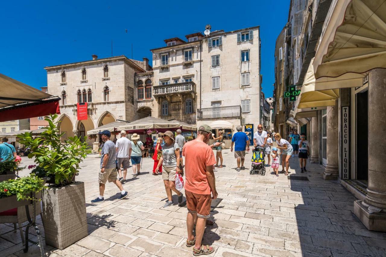 Rooftop City View Apartment In The Palace Walls Split Exterior foto