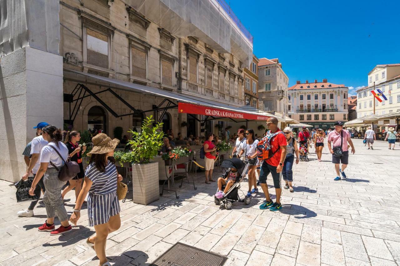 Rooftop City View Apartment In The Palace Walls Split Exterior foto